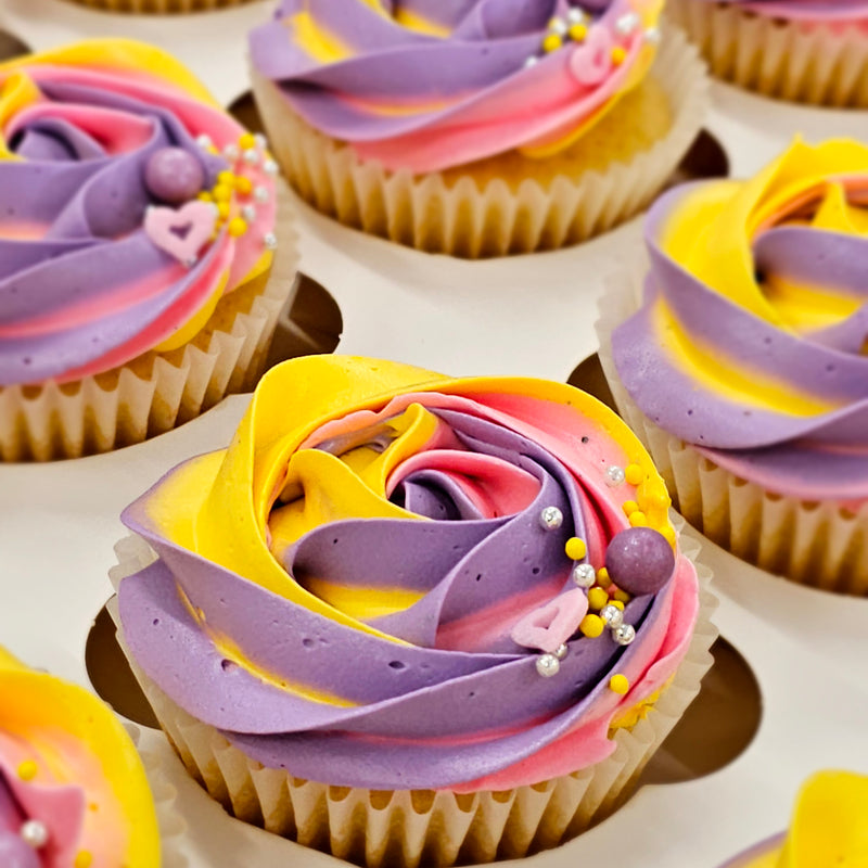 Cupcake Decorating - Buttercream Piping Essentials
