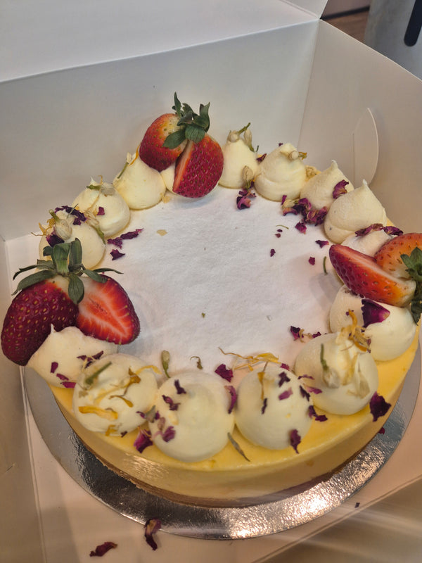 NEW YORK BAKED CHEESECAKE (GLUTEN FREE)*