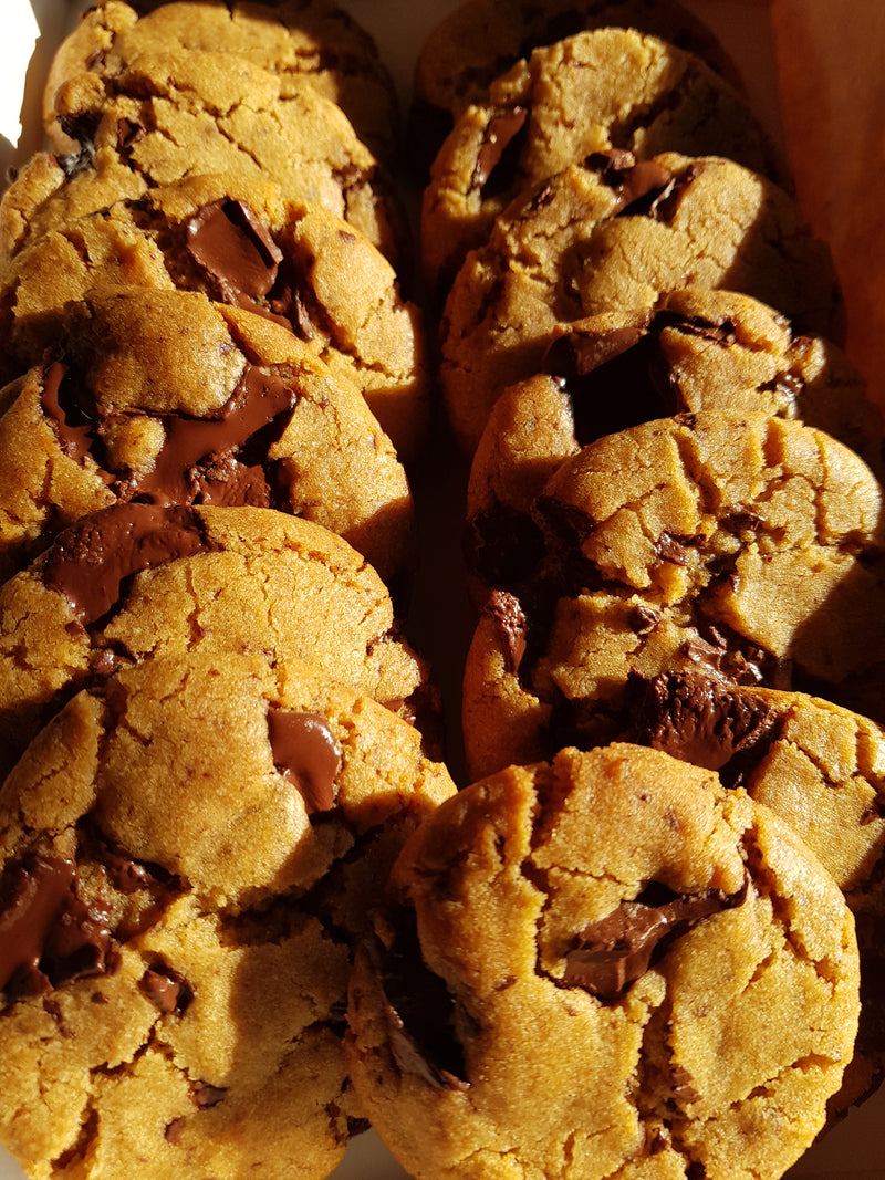 BROWN BUTTER CHOCOLATE CHUNK COOKIES